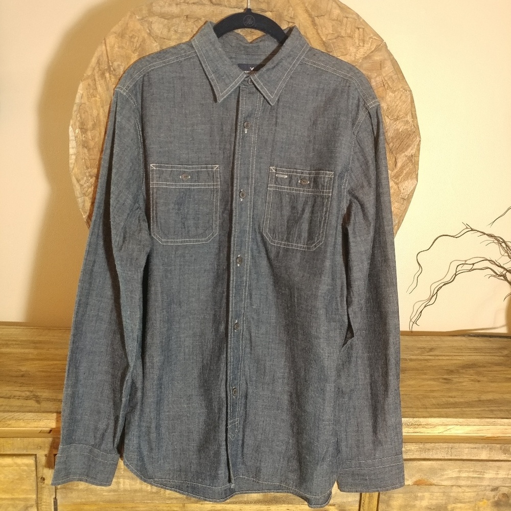 American Eagle Outfitters Light Chambray Shirt - Picture 2 of 8